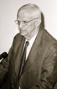 José  Llanusa Gobel